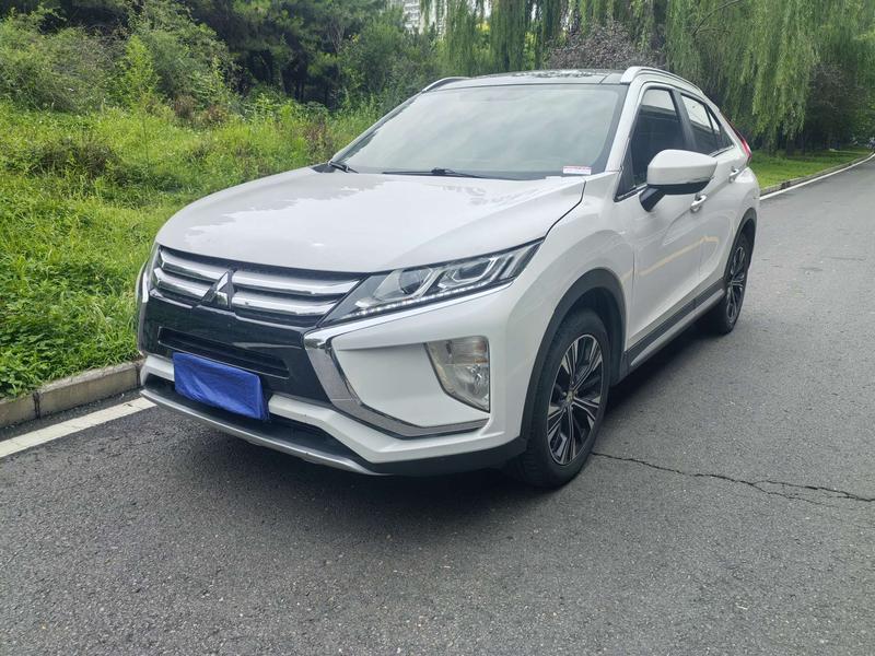 Mitsubishi 奕歌 - фото 0