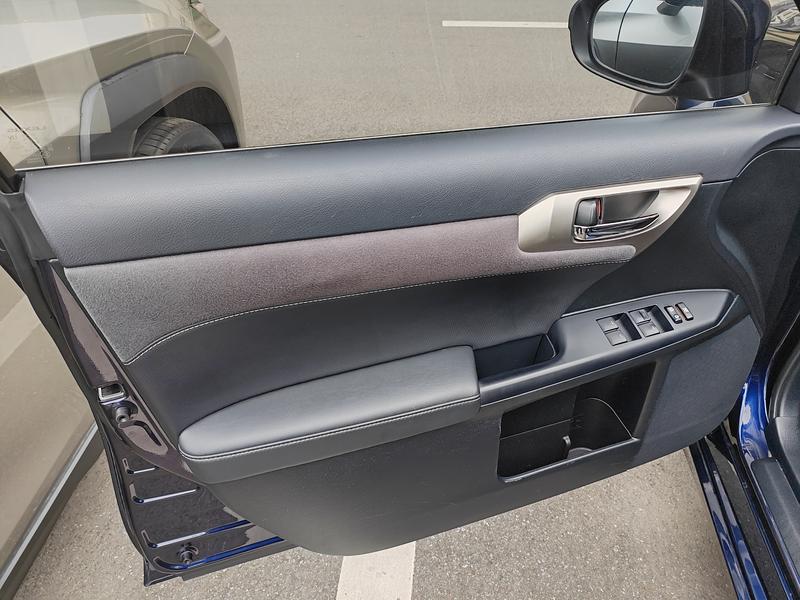 Lexus CT - фото 4