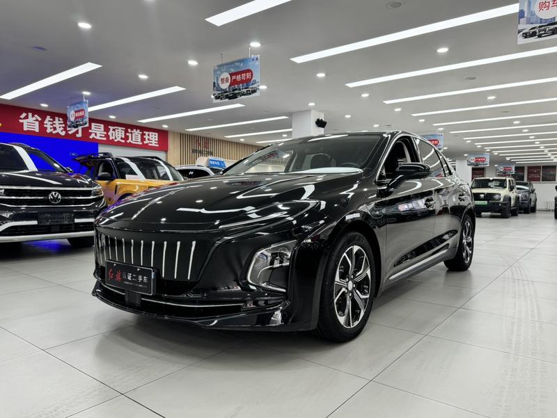 Hongqi E-QM5 - фото 0