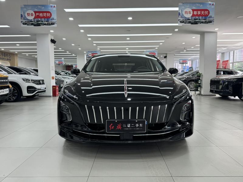 Hongqi E-QM5 - фото 1