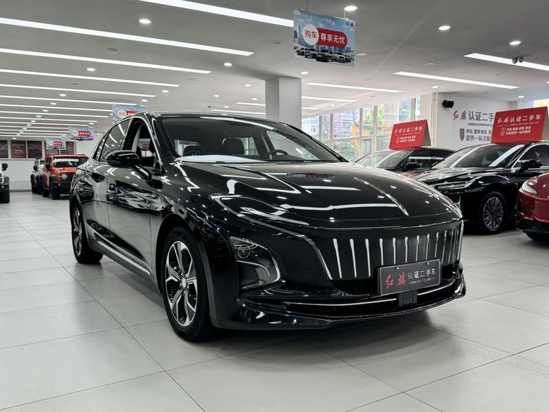 Hongqi E-QM5 - фото 2