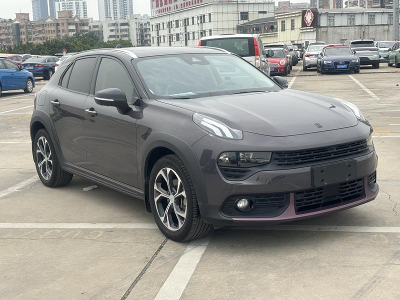 Lynk & Co 02 - фото 2