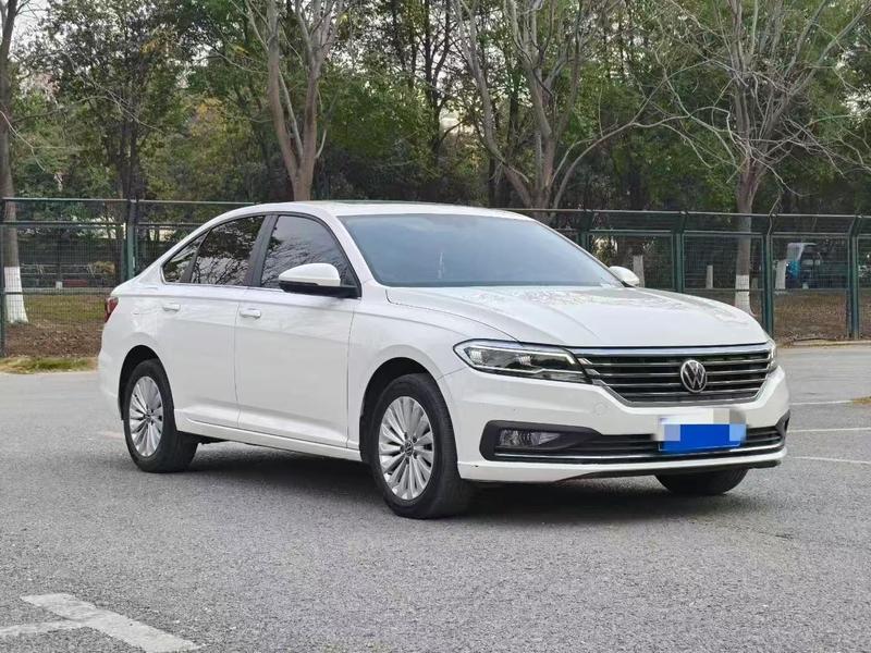 Volkswagen Lavida - фото 2