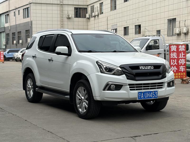 Isuzu mu-X - фото 2