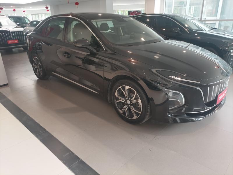 Hongqi E-QM5 - фото 2