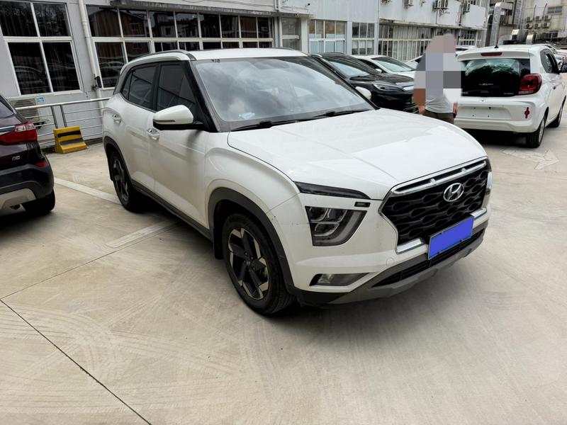 Hyundai ix25 - фото 2