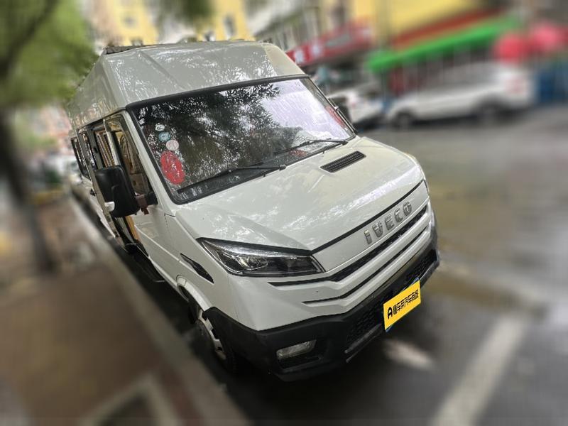 Iveco Daily - фото 2