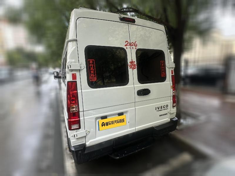 Iveco Daily - фото 4