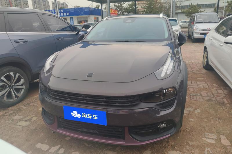Lynk & Co 02 - фото 1