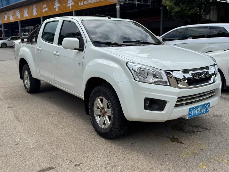 Isuzu RE-MAX - фото 2