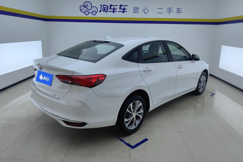 Buick Verano - фото 2