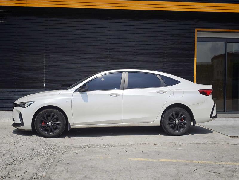 Buick Verano - фото 2