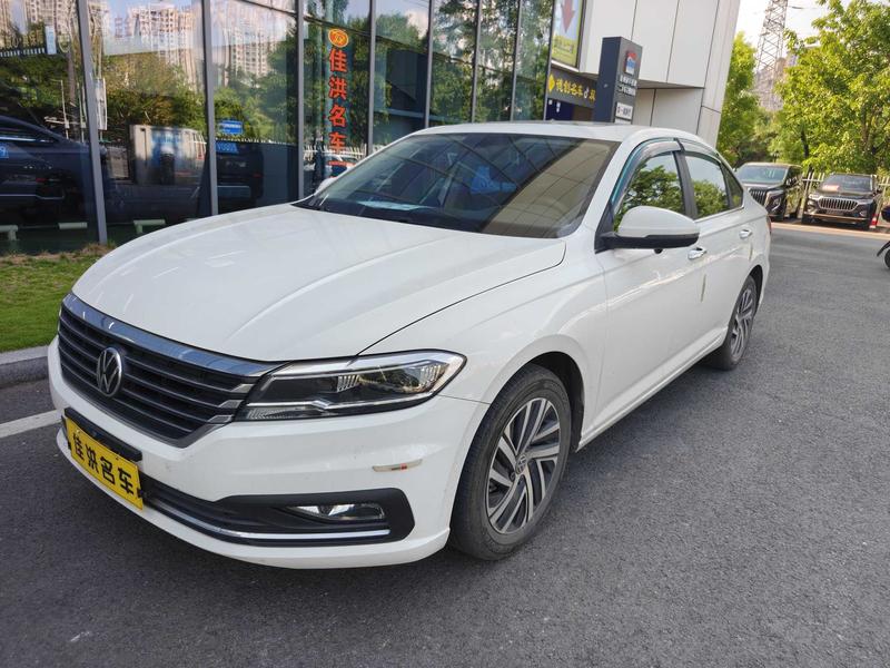 Volkswagen Lavida - фото 0