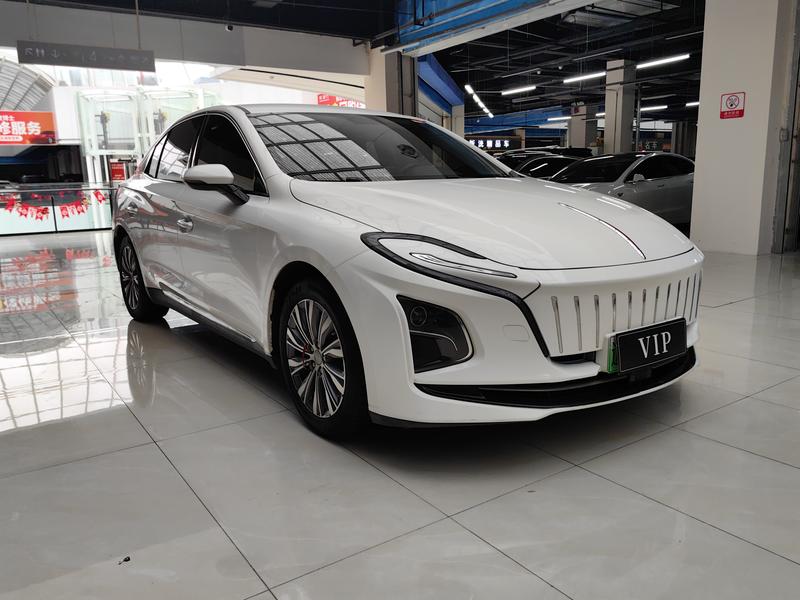 Hongqi E-QM5 - фото 2