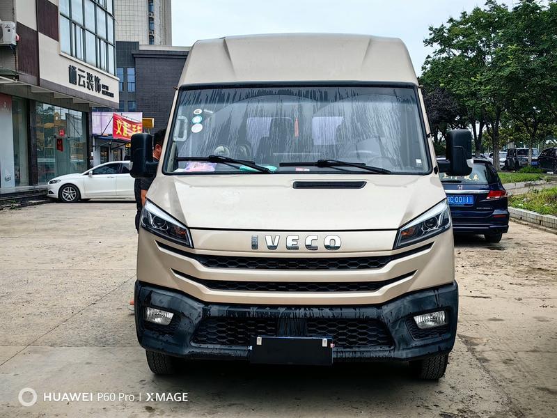 Iveco Daily - фото 1