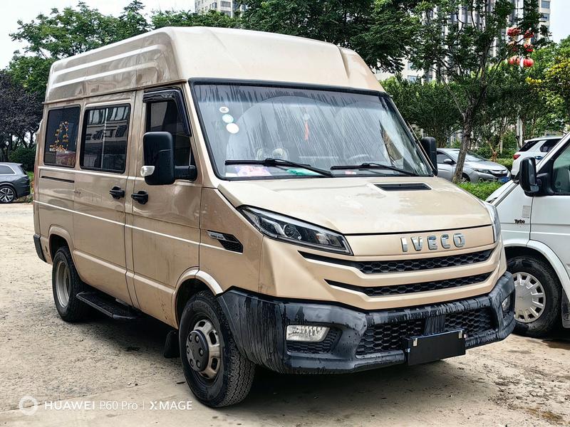 Iveco Daily - фото 2