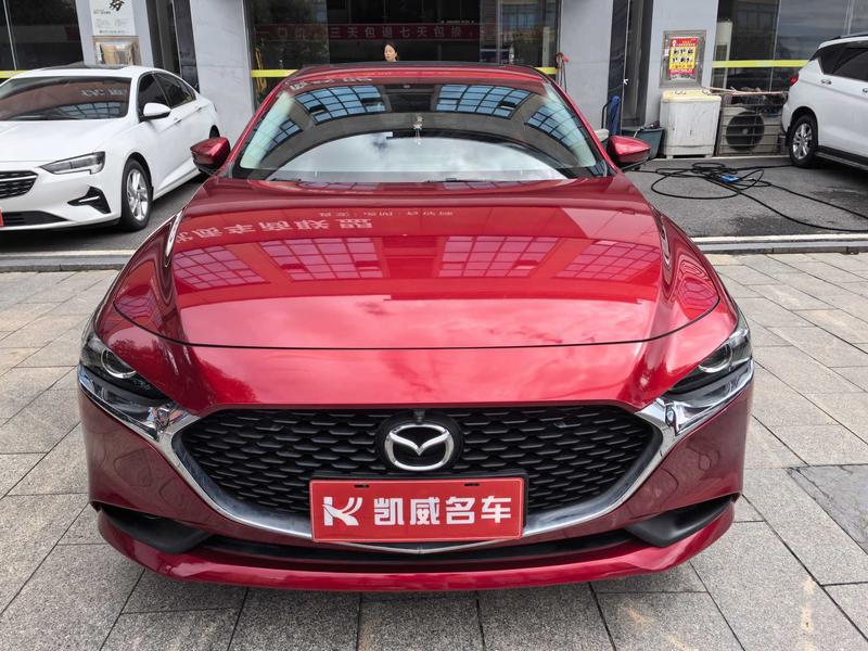 Mazda Mazda3 - фото 1