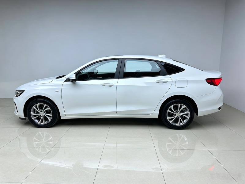 Buick Verano - фото 3