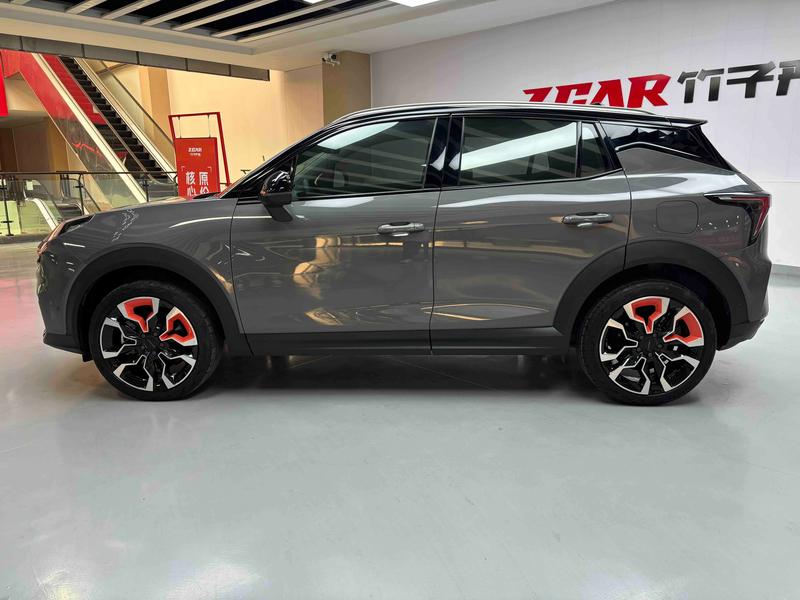 Lynk & Co 06 - фото 3