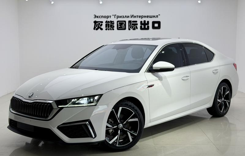 Skoda Octavia - фото 0