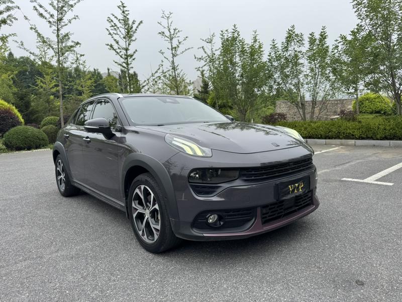 Lynk & Co 02 - фото 2