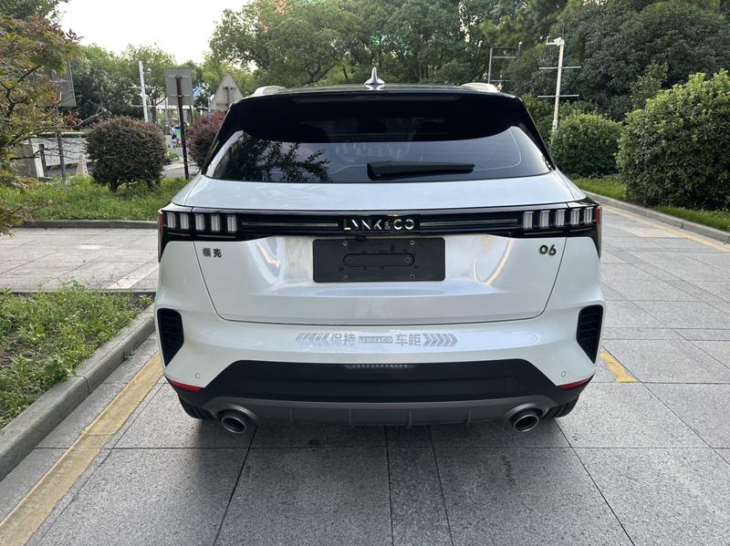 Lynk & Co 06 - фото 4