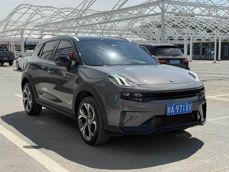 Lynk & Co 06 - фото 2