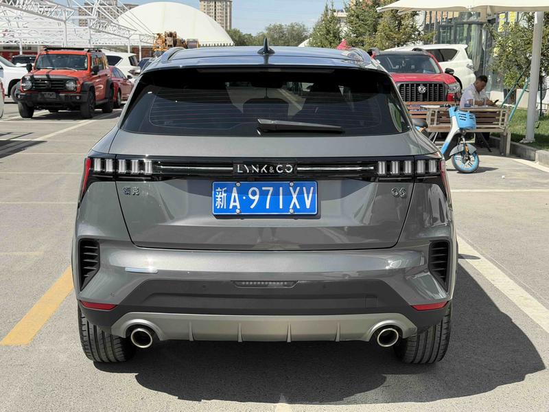 Lynk & Co 06 - фото 4