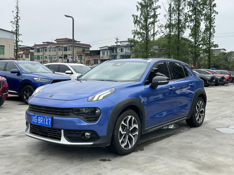 Lynk & Co 02 - фото 0