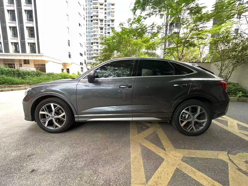 Audi Q3 Sportback - фото 2