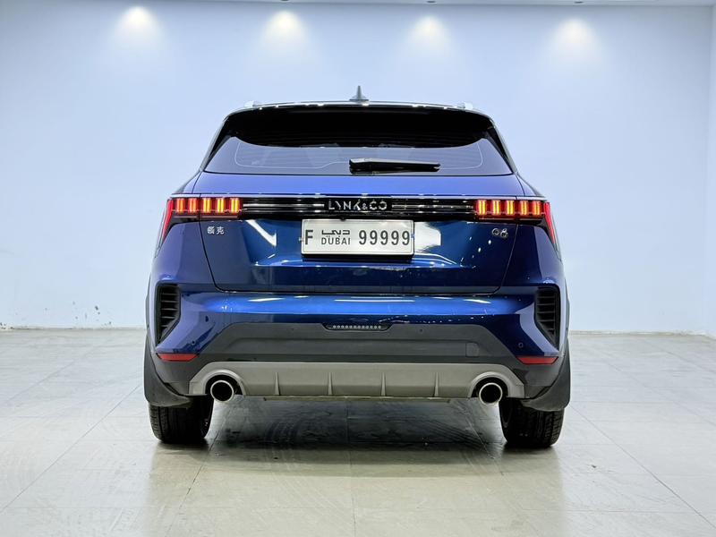 Lynk & Co 06 - фото 4