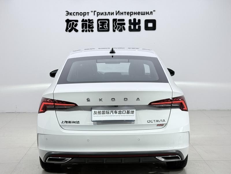 Skoda Octavia - фото 4