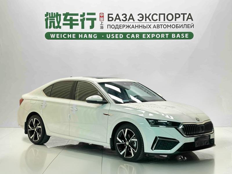Skoda Octavia - фото 2
