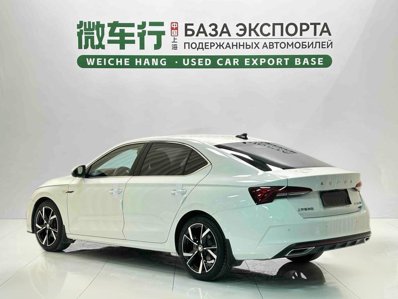 Skoda Octavia - фото 3