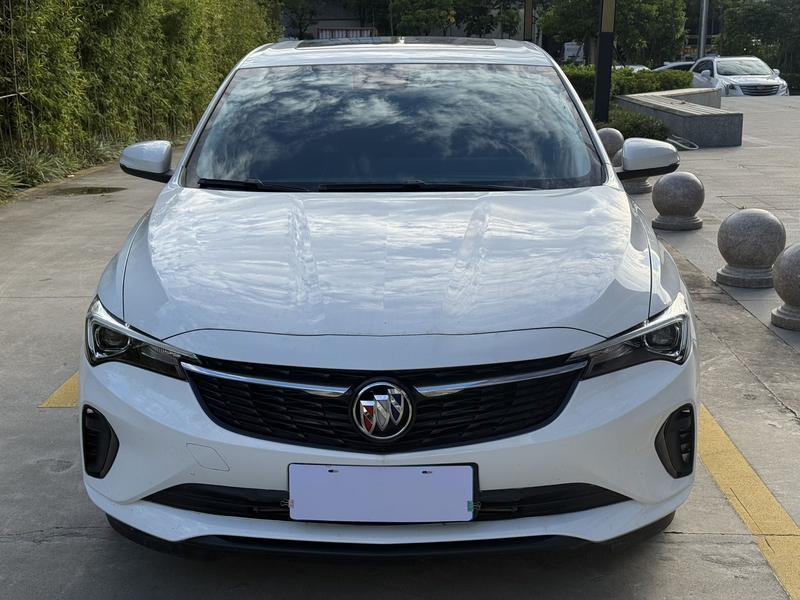 Buick Verano - фото 1
