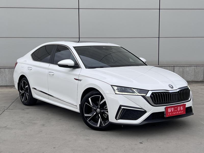 Skoda Octavia - фото 2