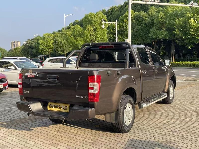 Isuzu RE-MAX - фото 3