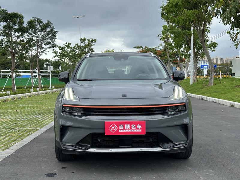 Lynk & Co 06 - фото 1