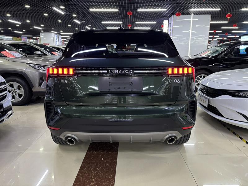Lynk & Co 06 - фото 4