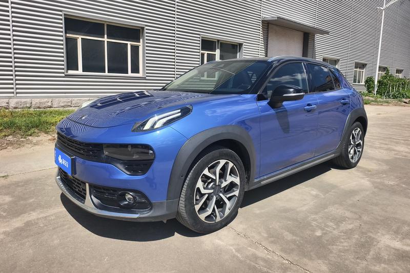 Lynk & Co 02 - фото 0