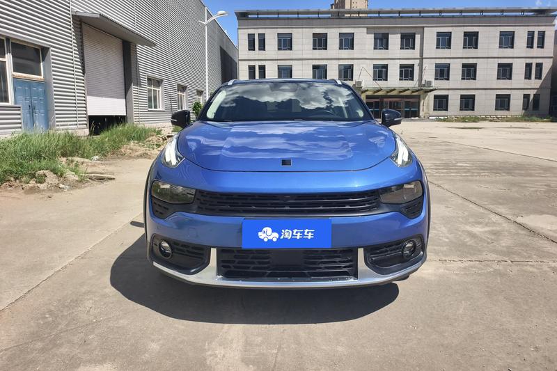 Lynk & Co 02 - фото 1