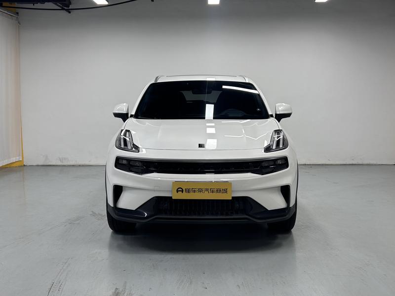 Lynk & Co 06 - фото 1