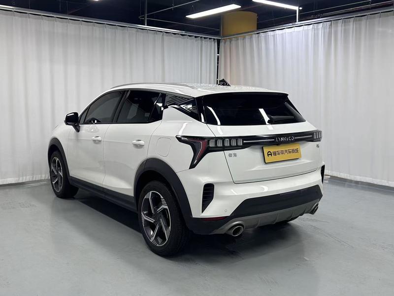 Lynk & Co 06 - фото 4