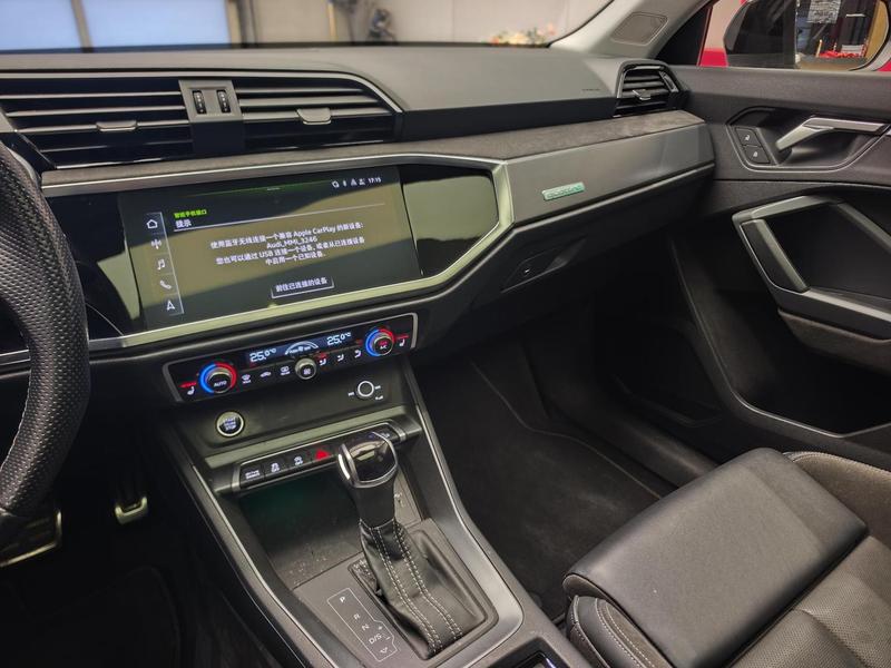 Audi Q3 Sportback - фото 4