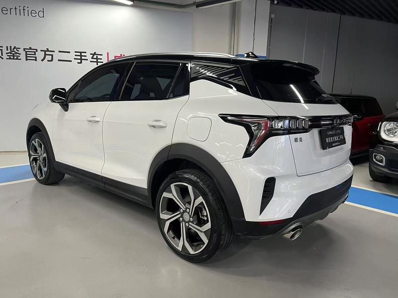 Lynk & Co 06 - фото 4