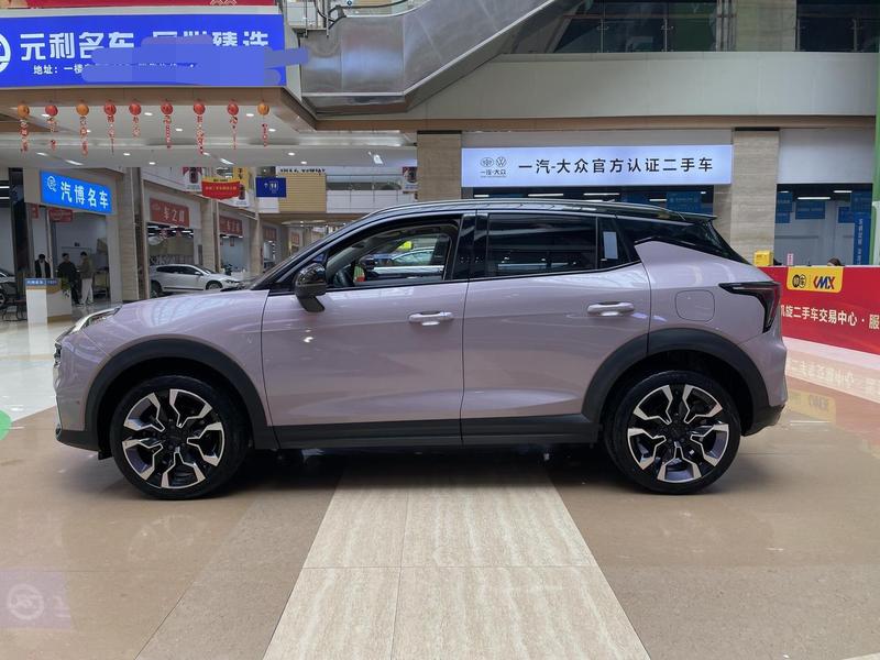 Lynk & Co 06 - фото 2