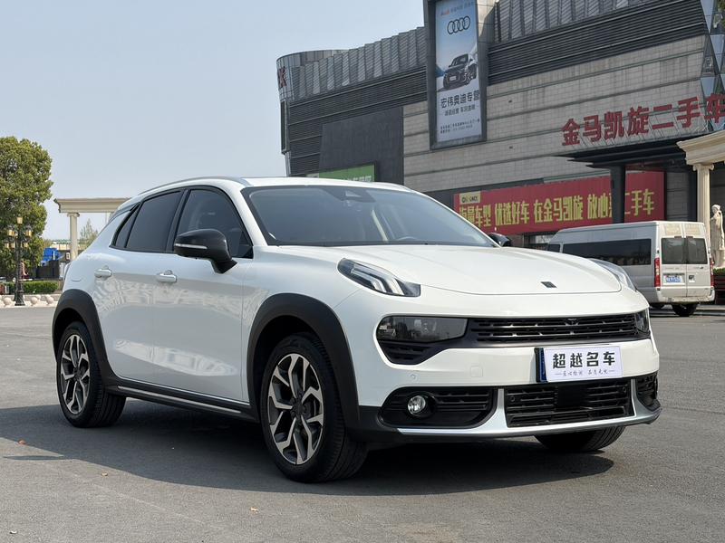 Lynk & Co 02 - фото 2