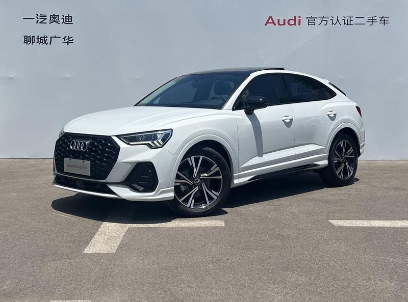 Audi Q3 Sportback - фото 0