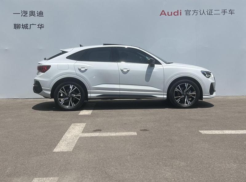 Audi Q3 Sportback - фото 4