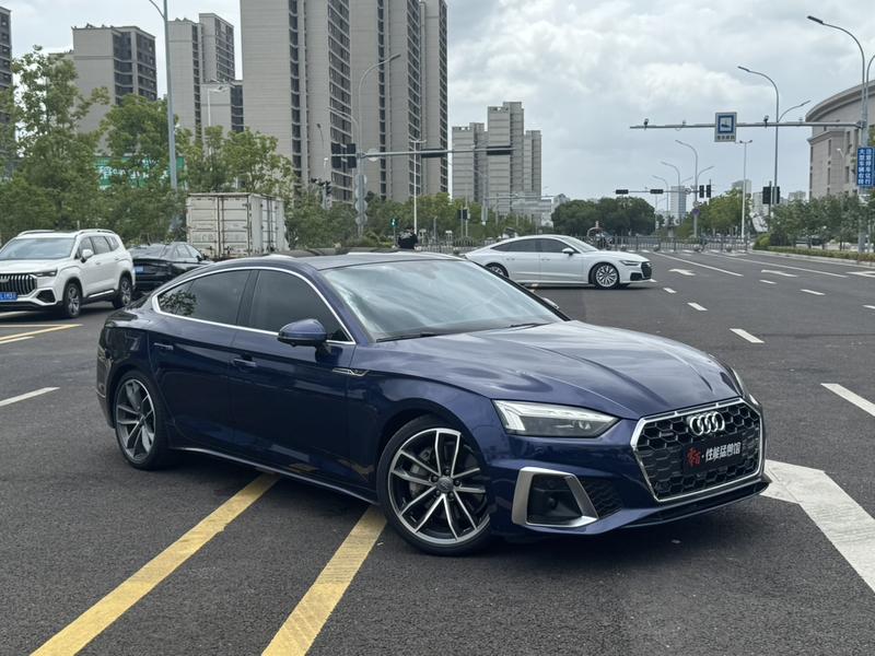 Audi A5 - фото 2